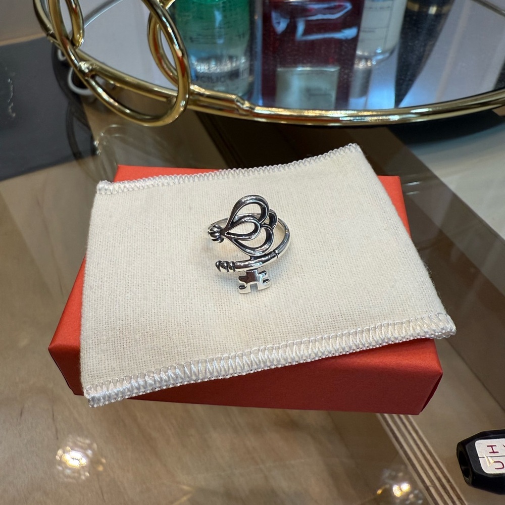 James Avery Silver Heart and Key Ring